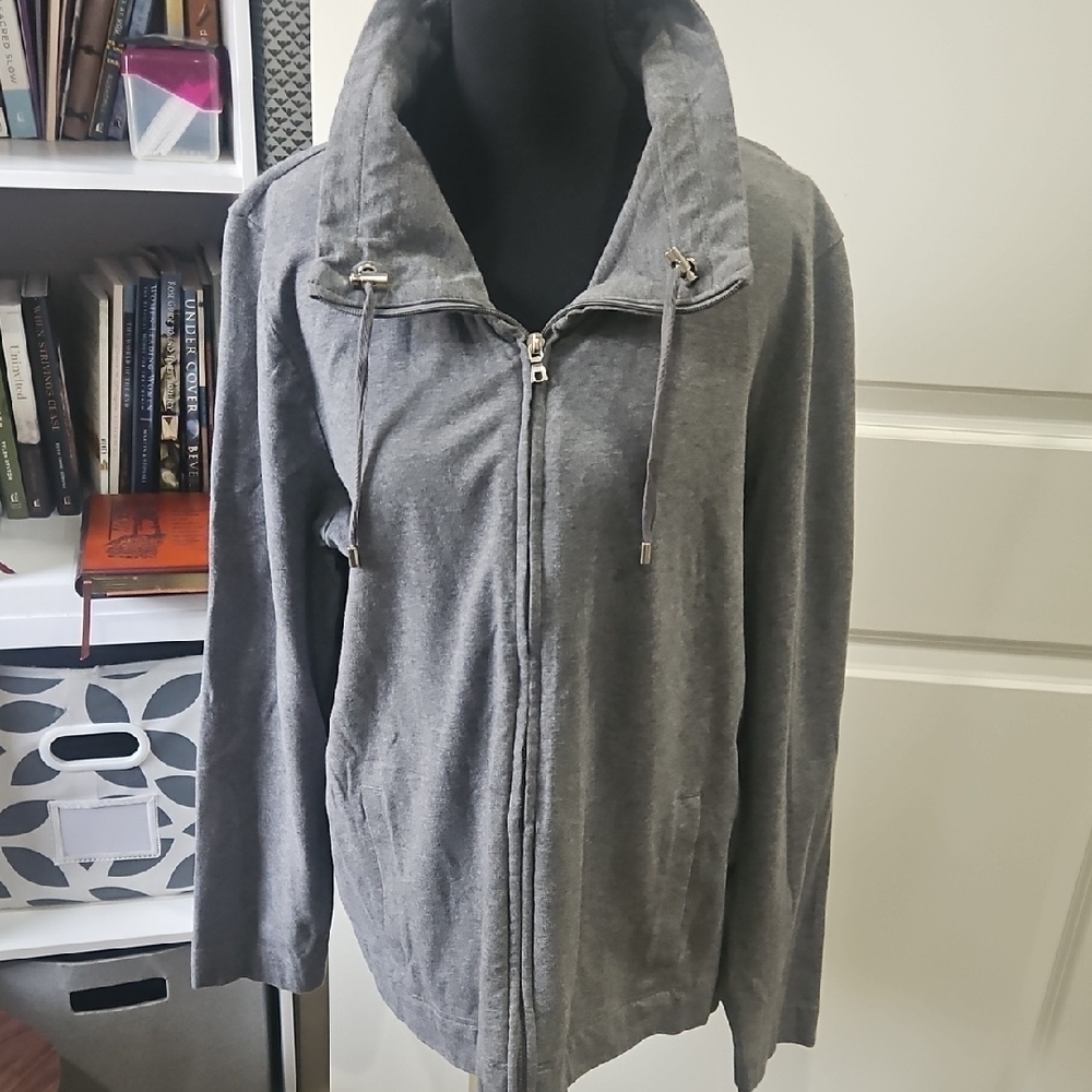 Croft & Barrow Heathered Gray  Long Sleeved Soft Zip Up Hoodie Top